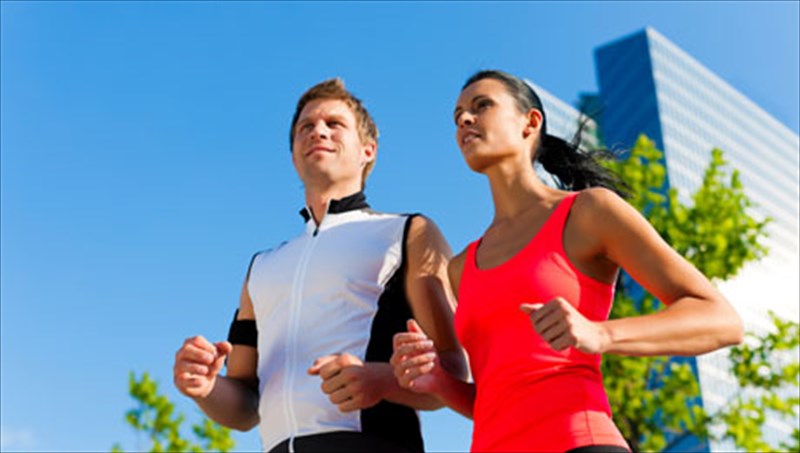 poia-ofeli-krubei-to-perpatima