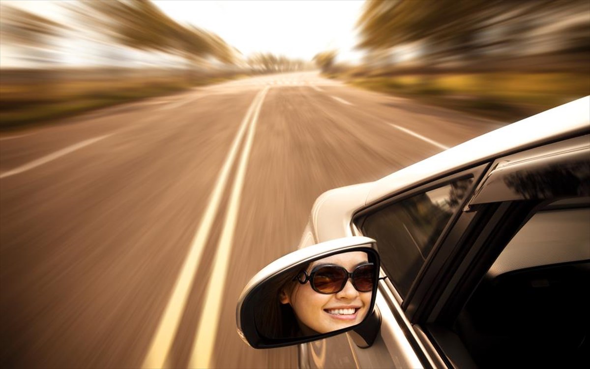 autokinito-gunaika-odigisi