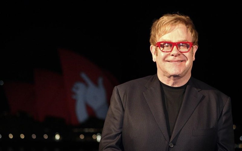 elton-John-kalutero-to-binulio-apo-ta-cd-kai-to-streaming