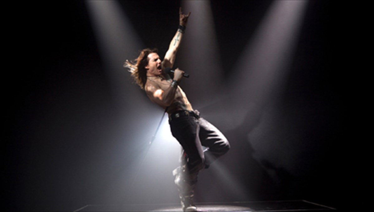 me-rock-of-ages-anoigei-aulaia-to-2o-athens-open-air-film-festival