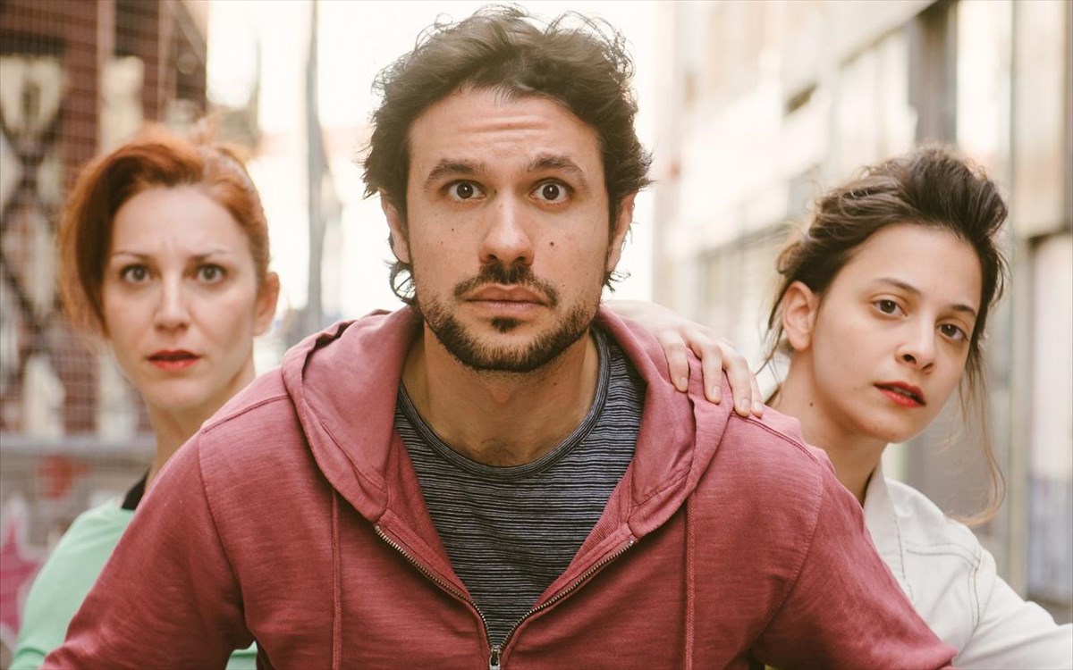 terastia-ekriksi2-giannis-karabatsos