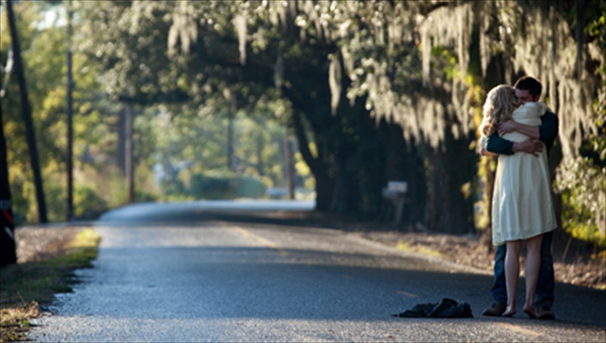 moirolatriki-agapi-me-fonto-to-irak