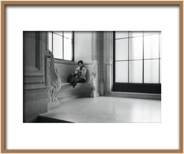 kathimerines-stigmes-mesa-apo-ton-fotografiko-fako