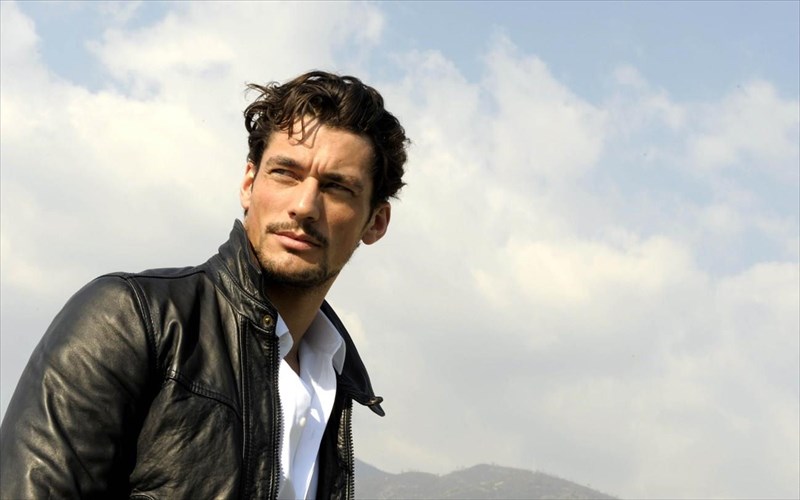 otan-oi-andres-den-foroun-mono-maura