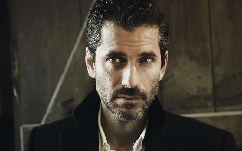 simera-o-suggrafeas-astunomikis-logotexnias-Jens-lapidus-ston-iano-suggrafeas-astunomikis-logotexnias-Jens-lapidus-ston-iano