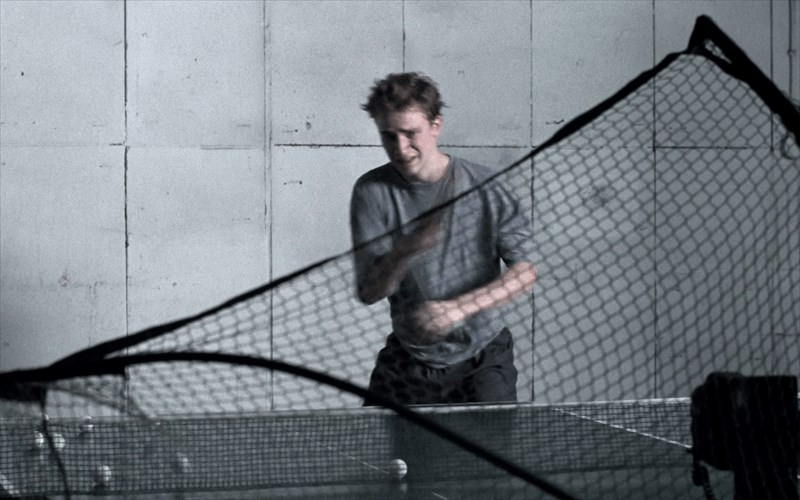 sto-71-fragments-of-a-chronology-of-chance-o-michael-haneke-eftiakse-ena-deltio-eidiseon-me-tis-zoes-mas-michael-haneke-eftiakse-ena-deltio-eidiseon-me-tis-zoes-mas