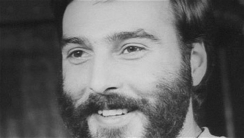 efuge-o-dimitris-eksarxos-dimitris-eksarxos